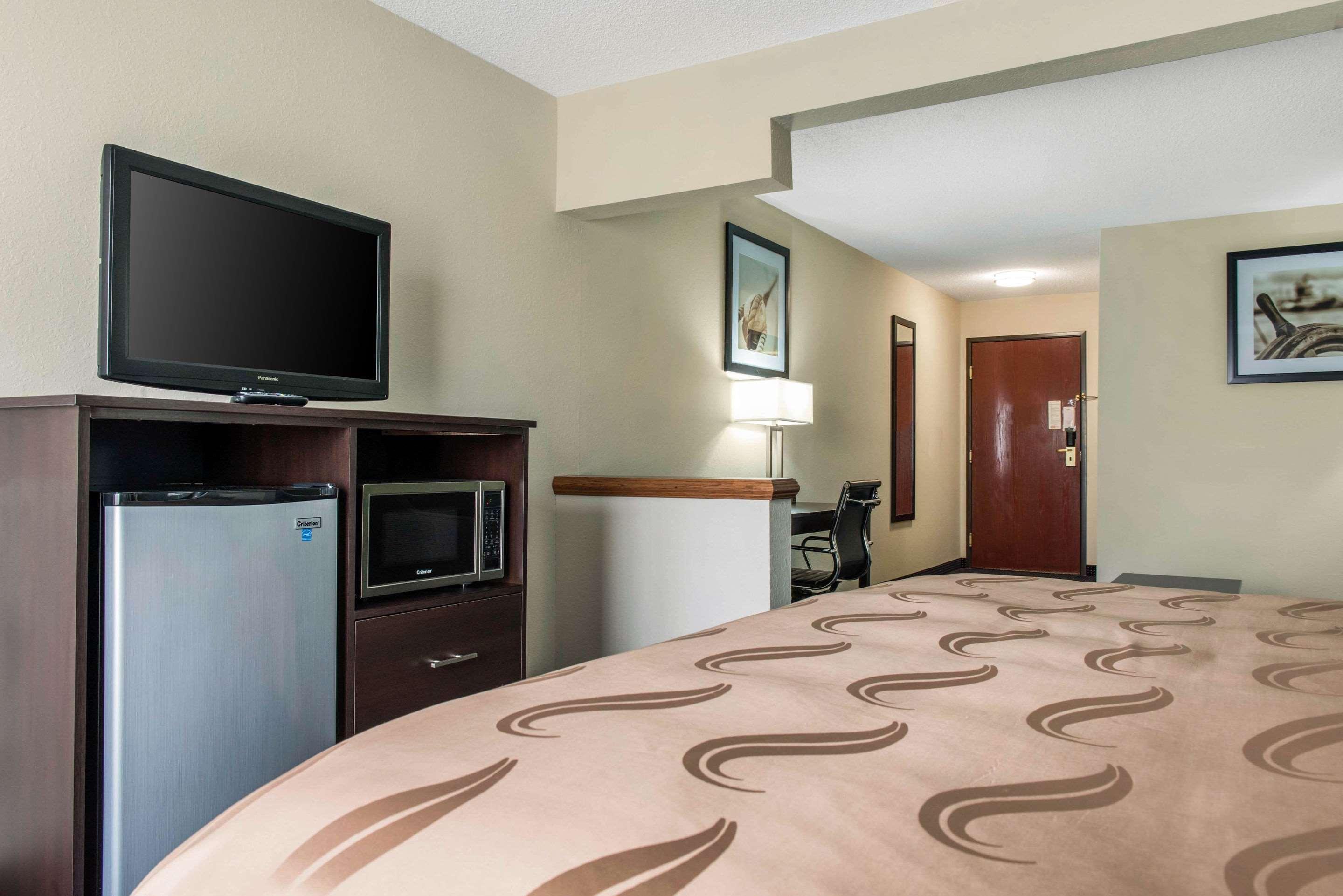 Quality Inn & Suites Anderson I-69 Ngoại thất bức ảnh