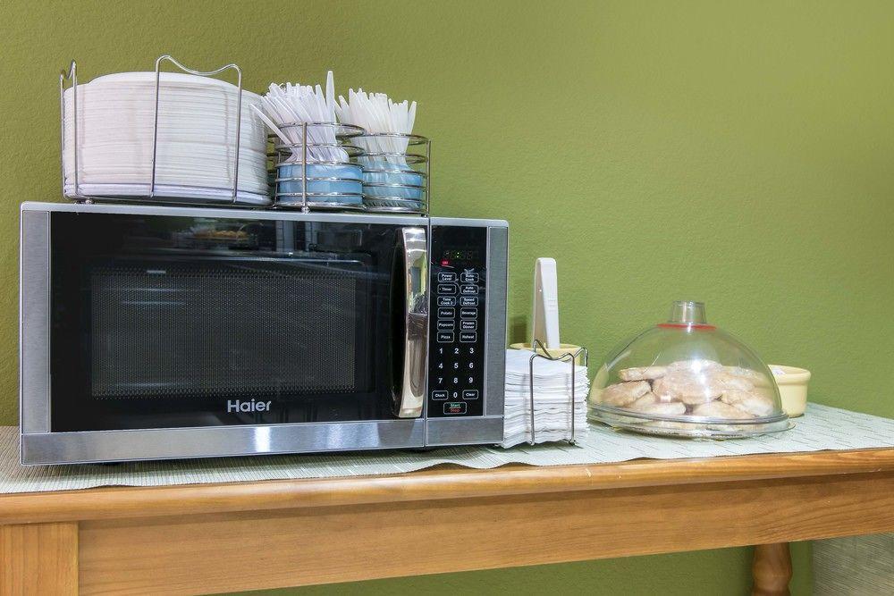 Quality Inn & Suites Anderson I-69 Ngoại thất bức ảnh