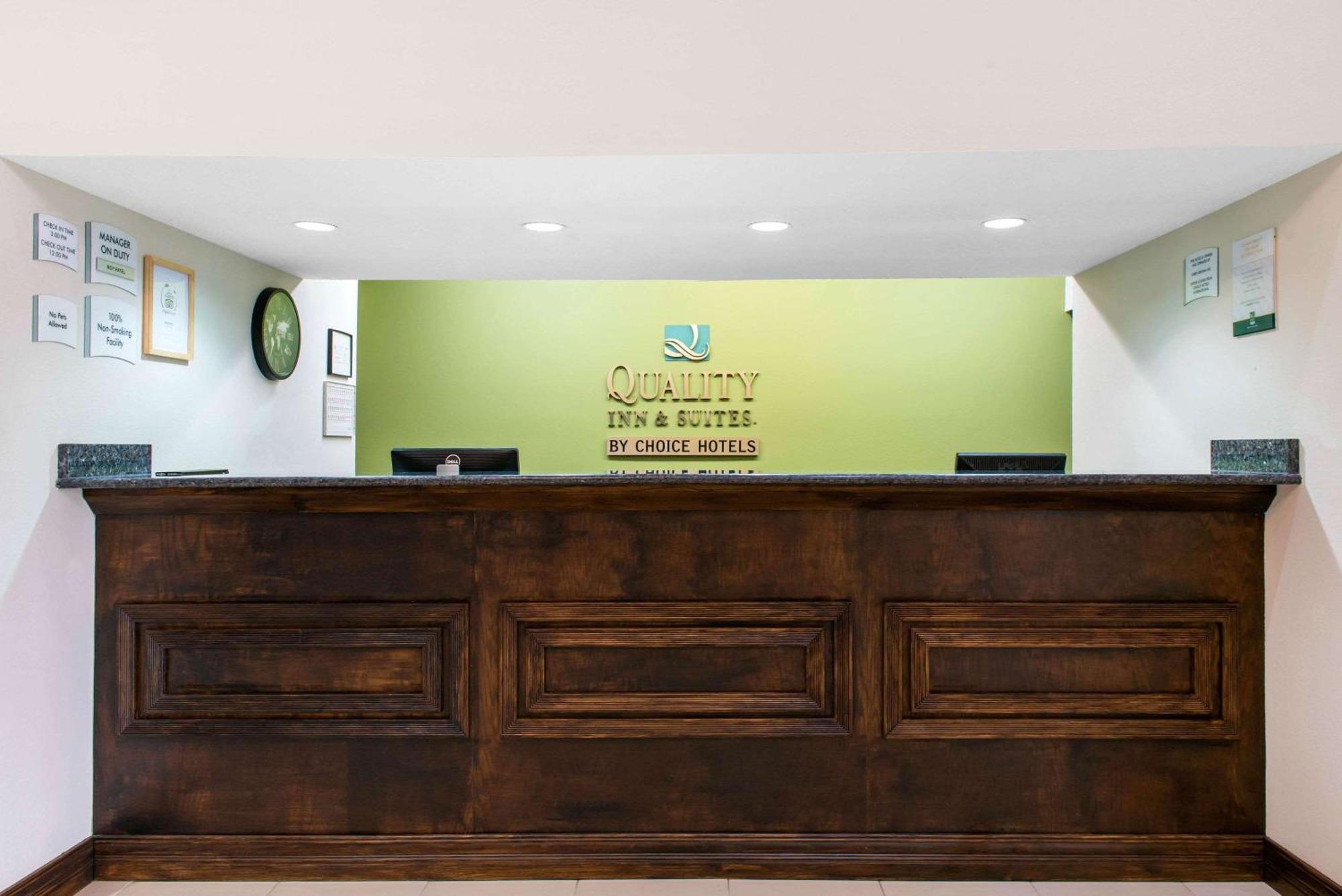 Quality Inn & Suites Anderson I-69 Ngoại thất bức ảnh