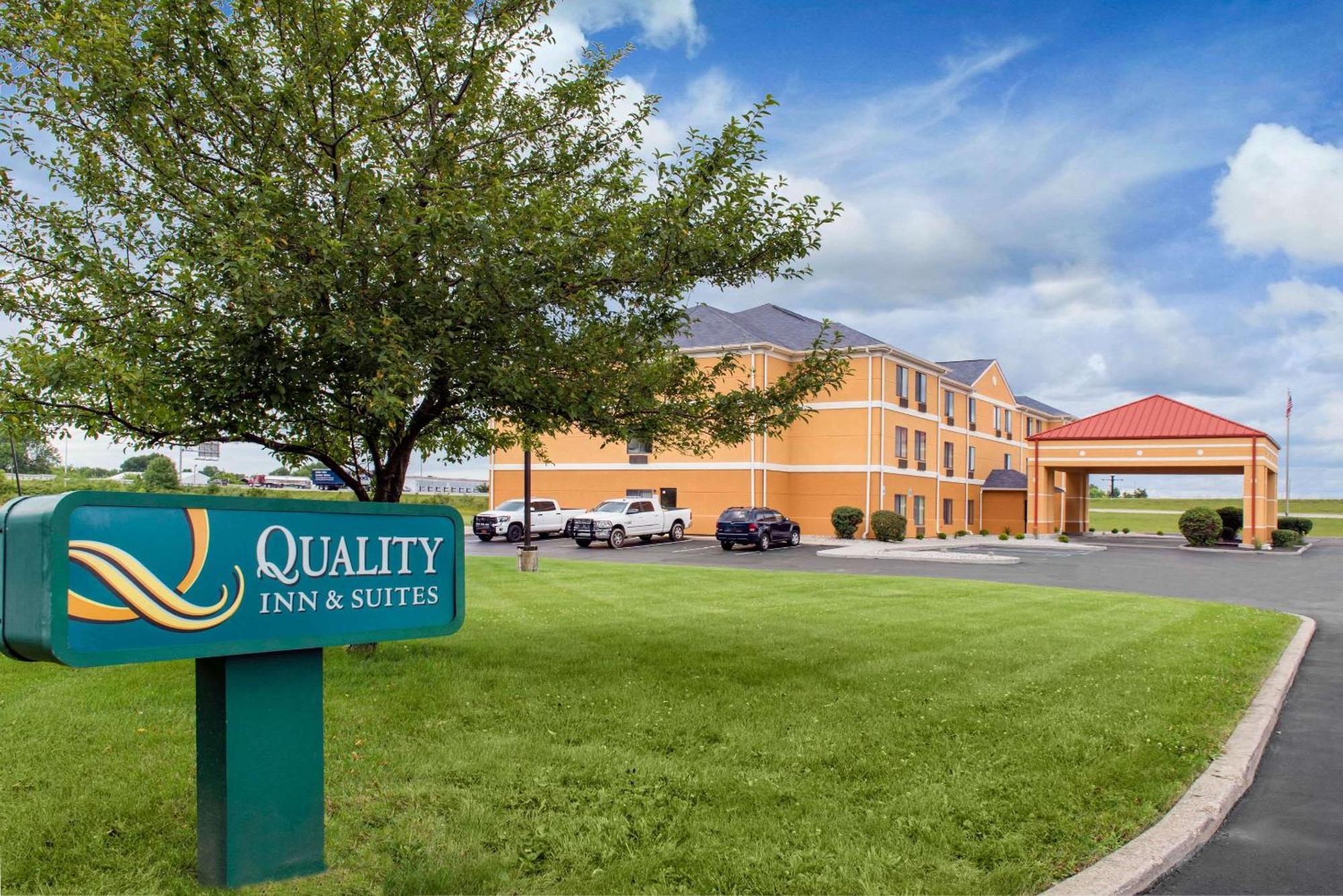 Quality Inn & Suites Anderson I-69 Ngoại thất bức ảnh